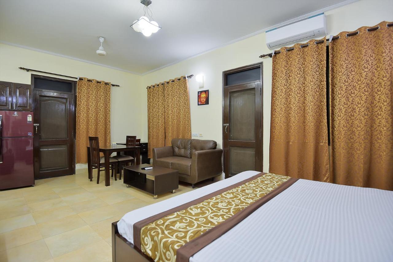 Bedchambers Serviced Apartments, Sushant Lok Gurgaon Exterior foto